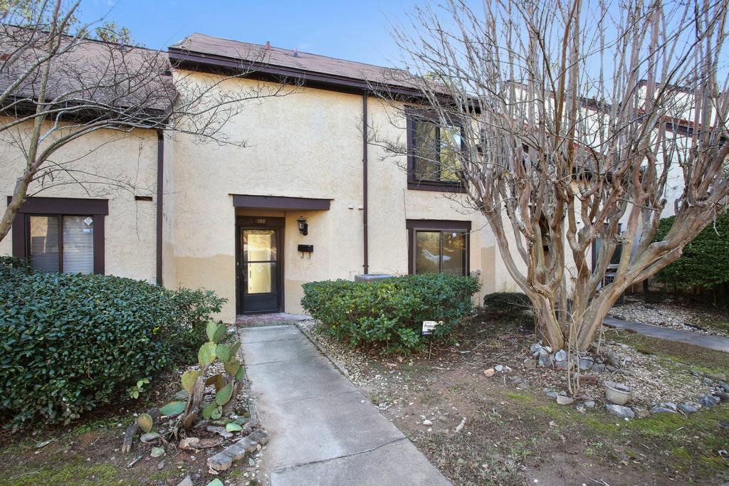 199 Tiburon Dr., Lithonia, GA 30038