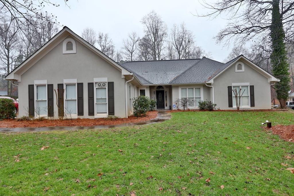955 Ivy St., Cumming, GA 30041