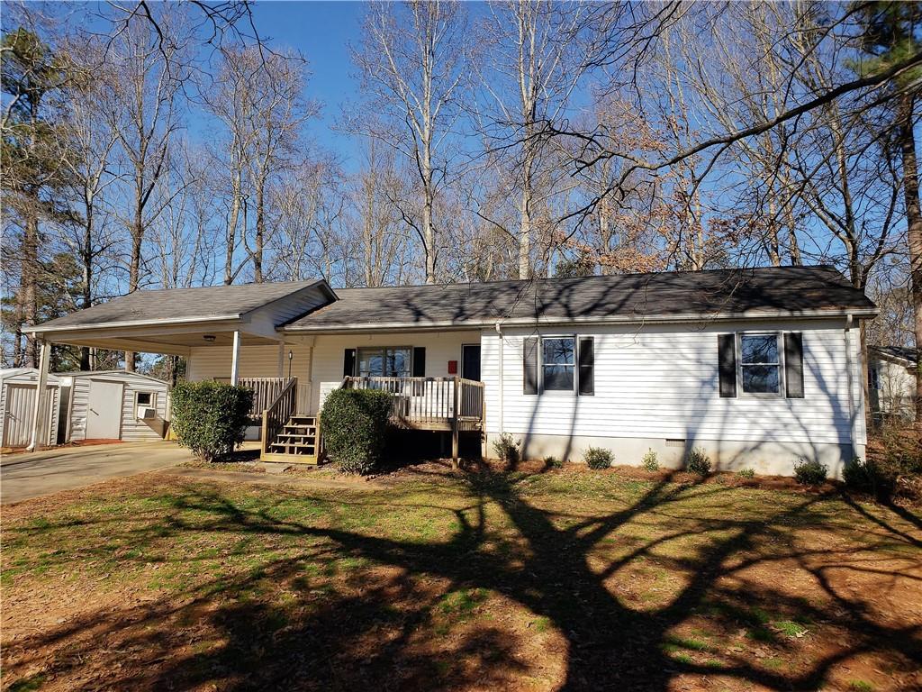 5217 Ponderosa Farm Rd., Gainesville, GA 30507