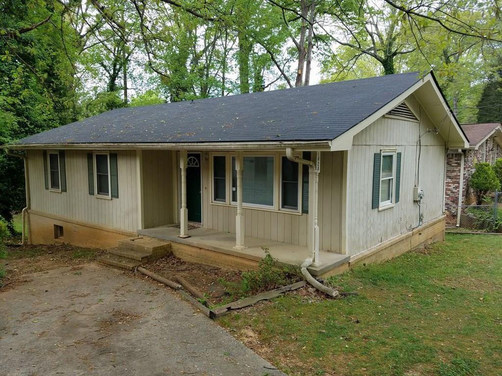 1928 Rogers Ave., Atlanta, GA 30310
