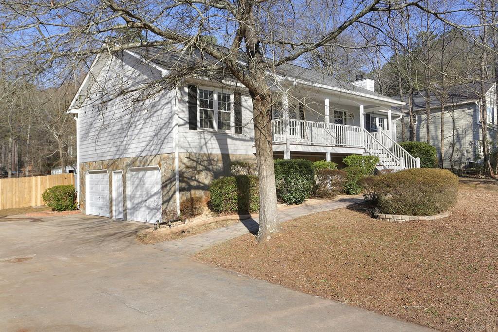 420 Creek Run Dr., Woodstock, GA 30188