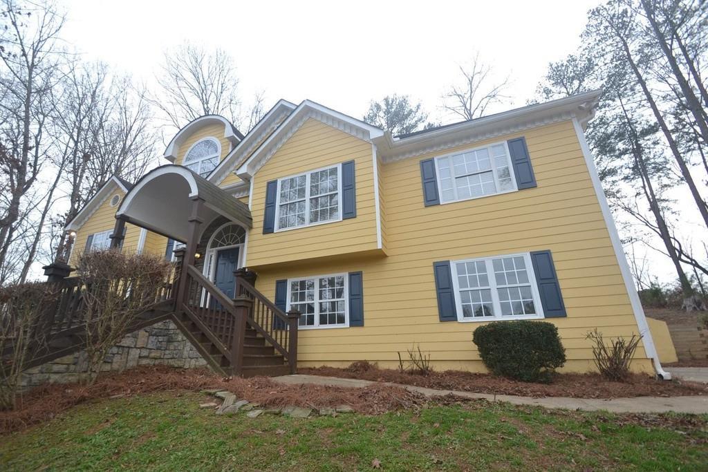 1038 Smithwyck Dr., Canton, GA 30115