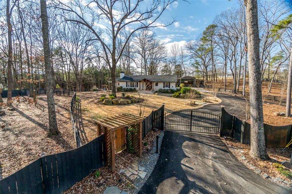 194 Bemis Ward Dr., Canton, GA 30115