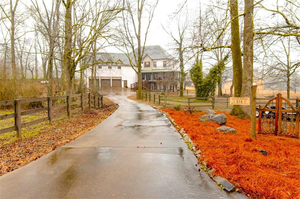 515 Stephanie Ln., Jefferson, GA 30549