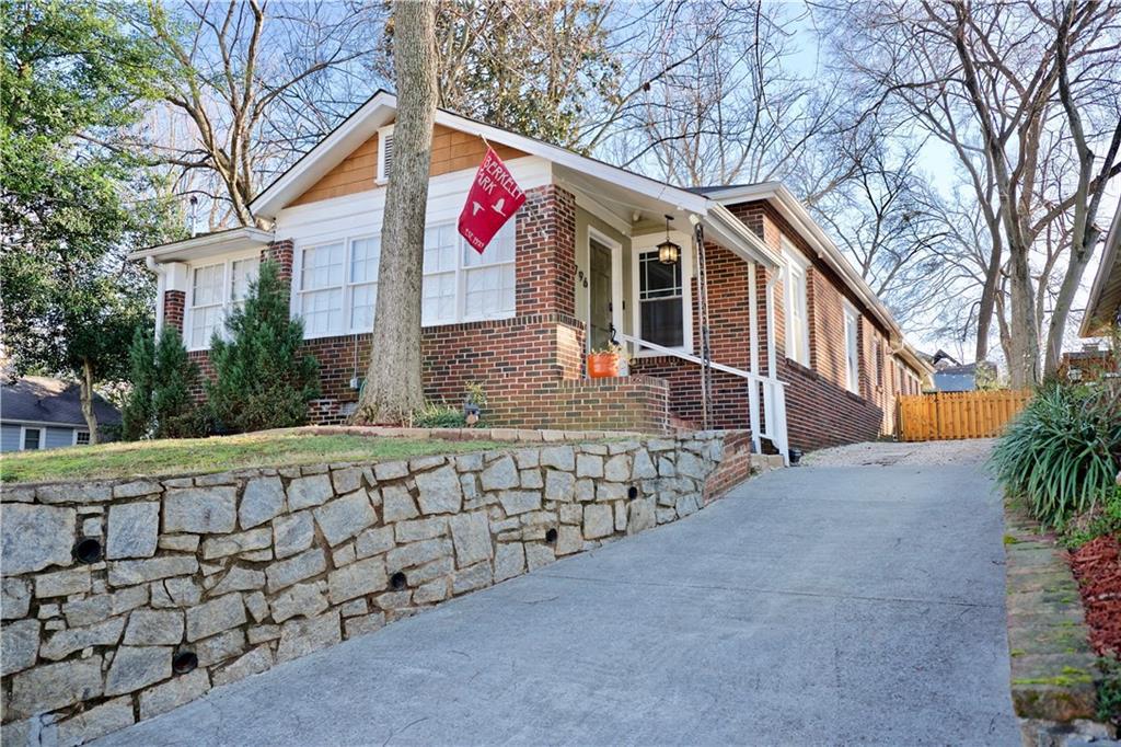 796 Bellemeade Ave., Atlanta, GA 30318