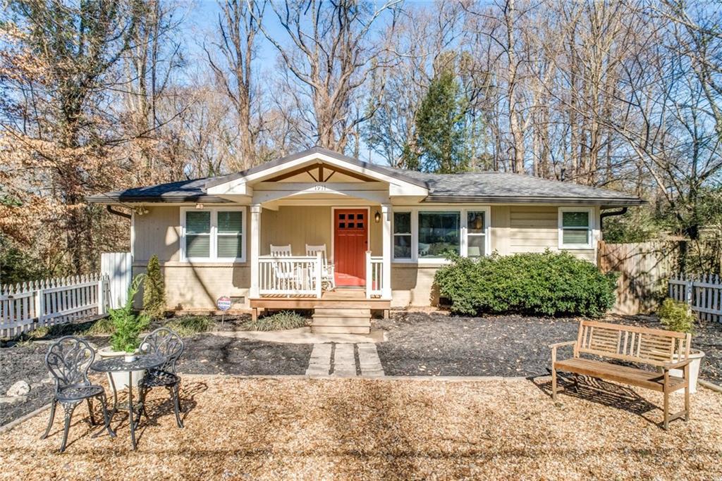 1911 La Dawn Ln., Atlanta, GA 30318