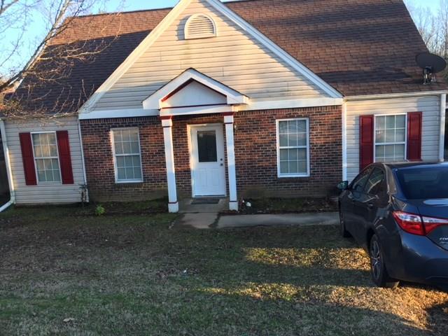 2556 Lenox Dr., Gainesville, GA 30507