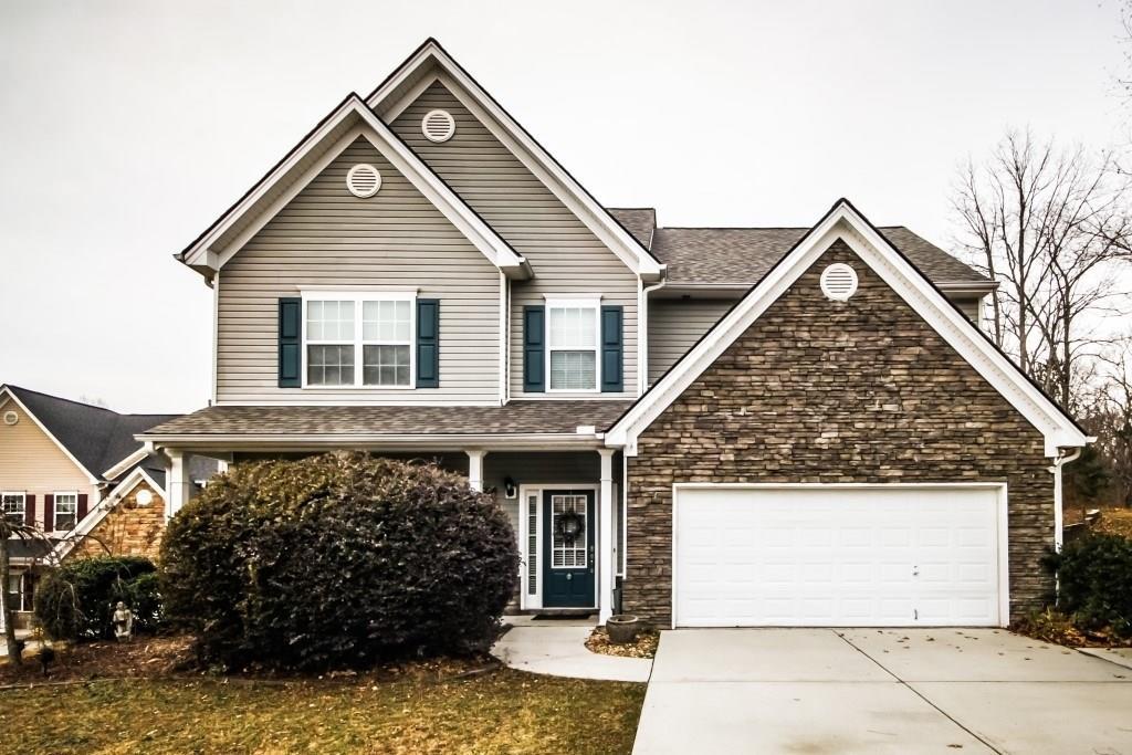 6477 Mossy Boulder Dr., Flowery Branch, GA 30542
