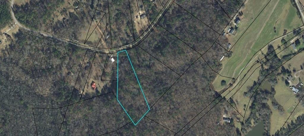 1682 Thomas Dr., Hoschton, GA 30548