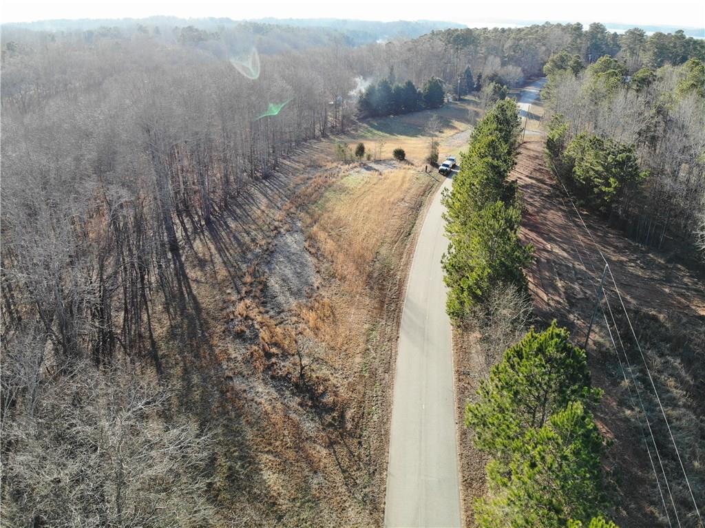 5917 Overby Rd., Flowery Branch, GA 30542