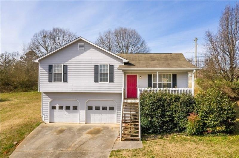 104 Limestone Ln., Douglasville, GA 30134