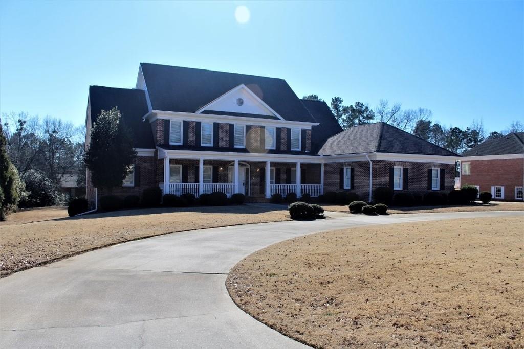 2549 Ivy Plantation Dr., Buford, GA 30519