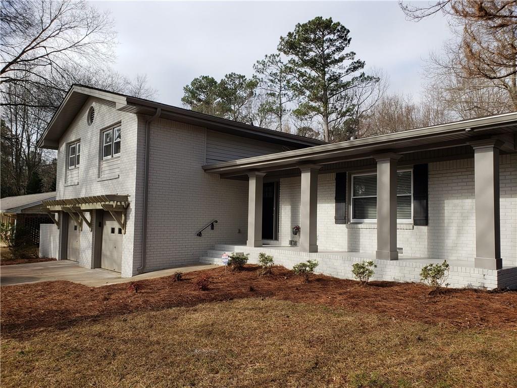 2862 Sumac Dr., Dunwoody, GA 30360