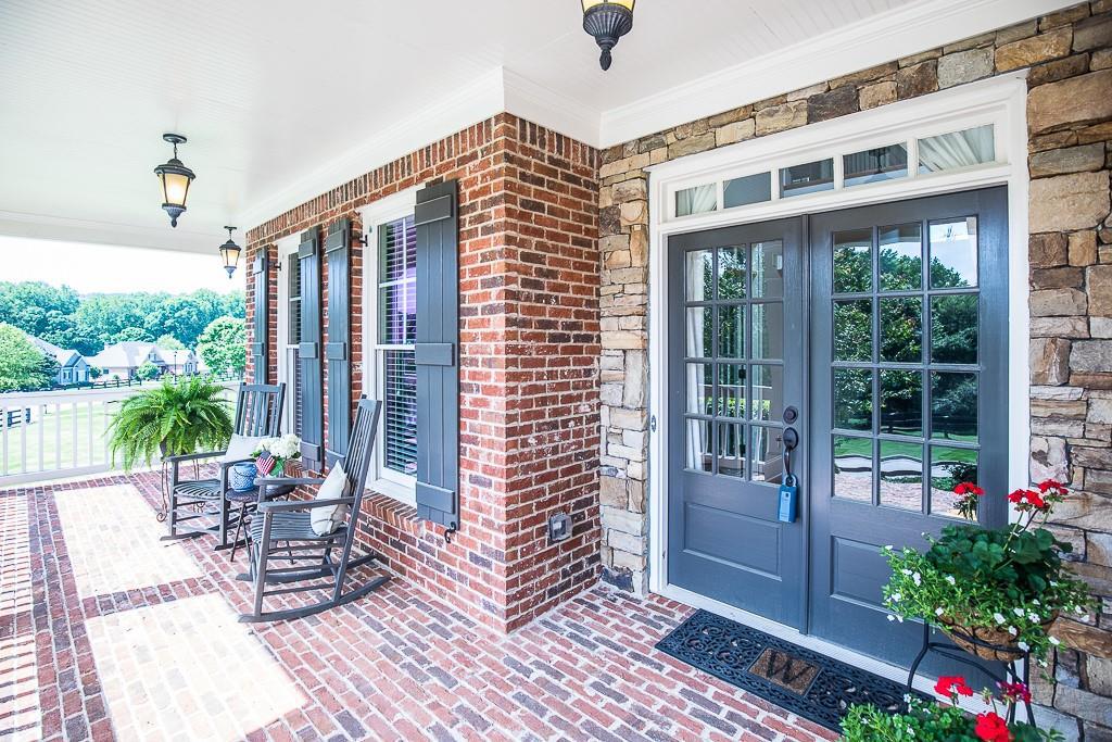 3930 Copper Leaf Ln., Cumming, GA 30040