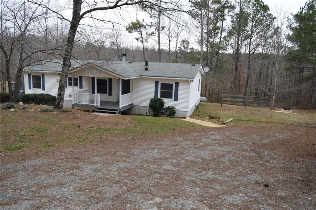 220 Bluff Creek Ln., Ball Ground, GA 30107