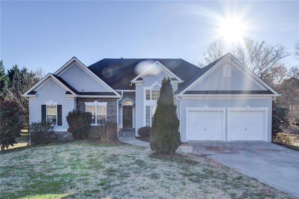 5112 Cash Rd., Flowery Branch, GA 30542