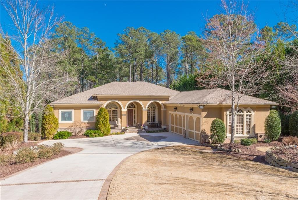 6010 Robbs Dr., Cumming, GA 30041