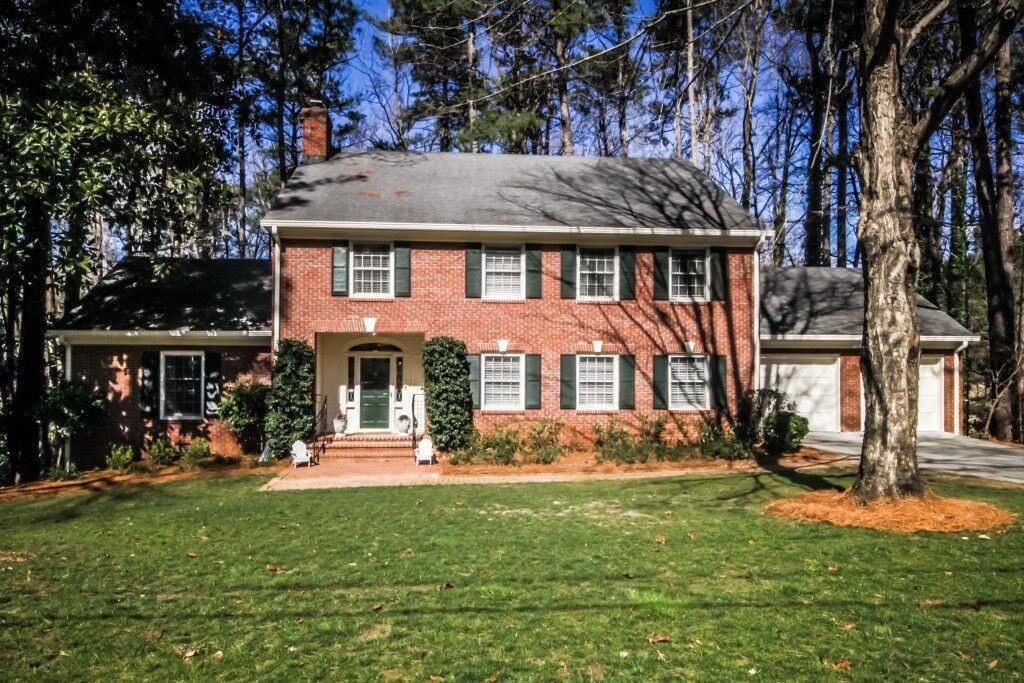1502 Rainier Falls Dr., Atlanta, GA 30329