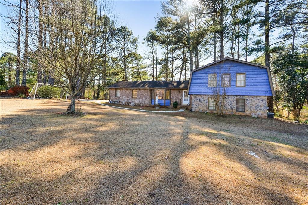 3957 Yellow Pine Dr., Lilburn, GA 30047