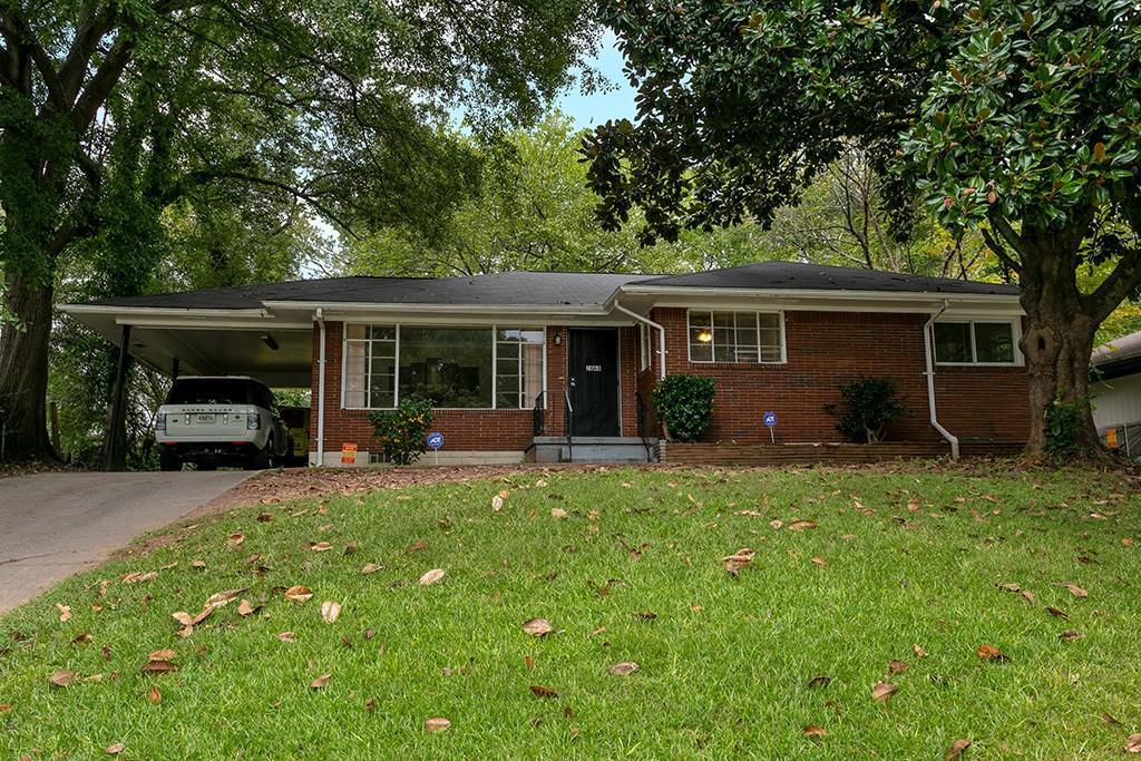 2868 Laguna Dr., Decatur, GA 30032