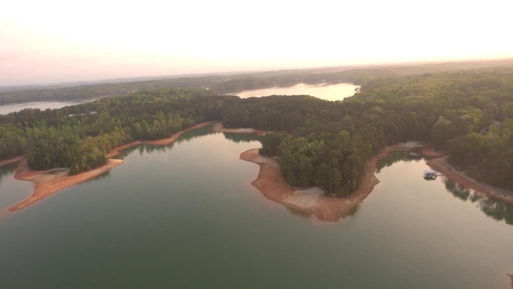 5621 Flat Creek Rd., Gainesville, GA 30504