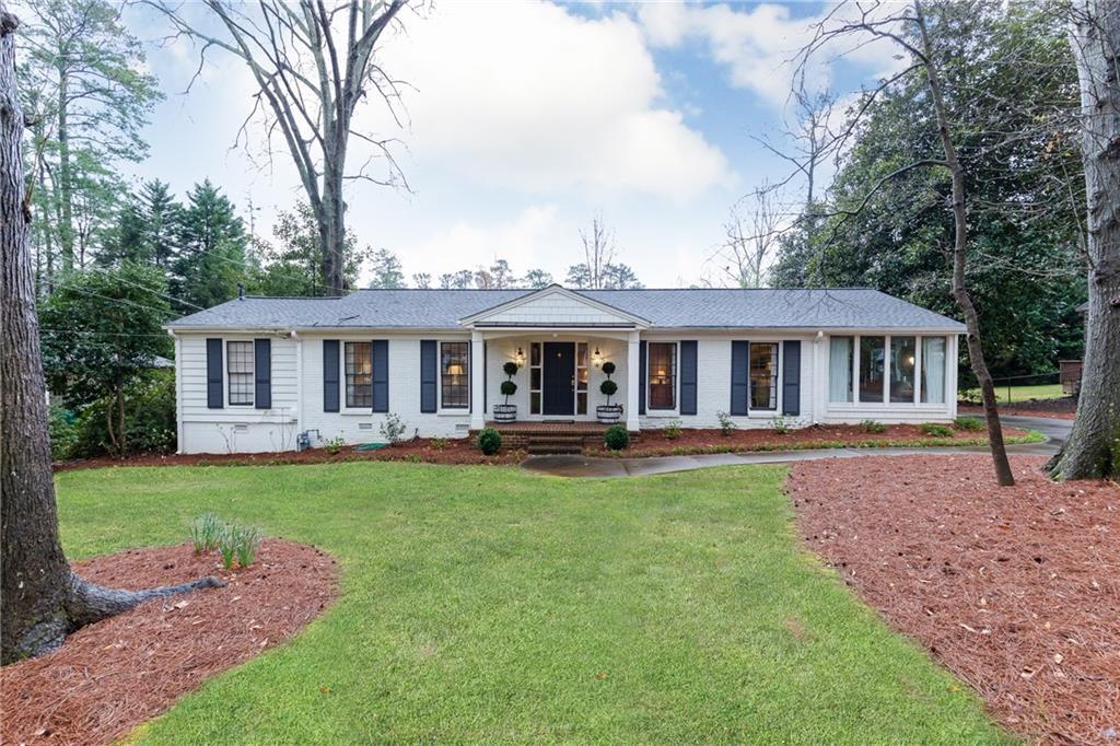 449 Carolwood Ln., Atlanta, GA 30342
