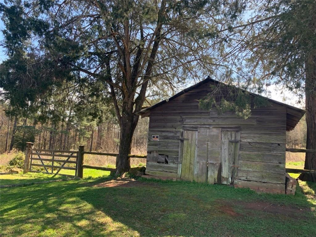 8929 Pleasant Hill Rd., Lithonia, GA 30058