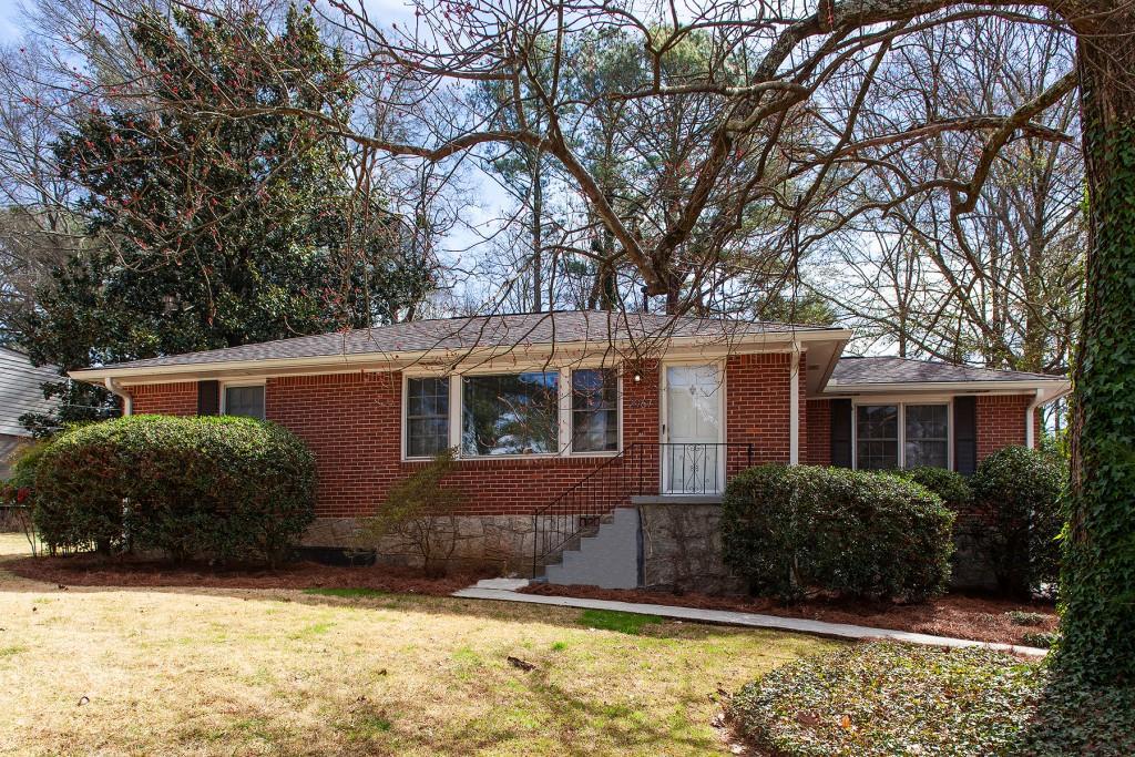 2967 Hollywood Dr., Decatur, GA 30033
