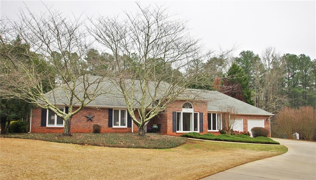 5280 Pamela Dr., Douglasville, GA 30135