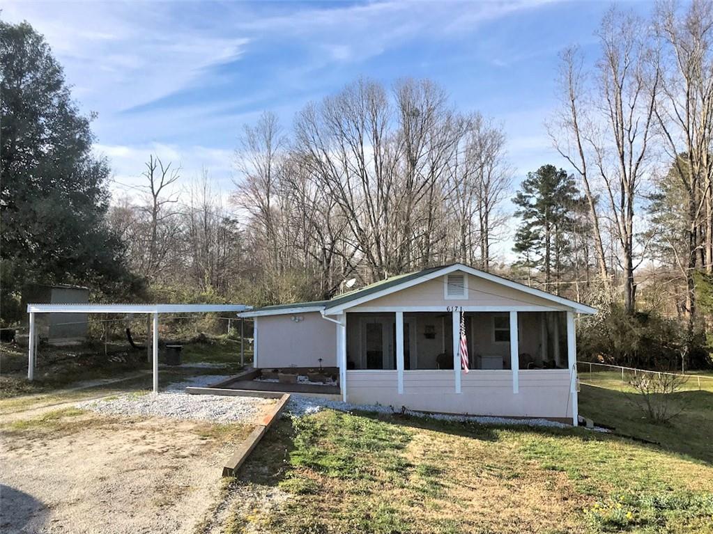 6171 Ridge Rd., Hiram, GA 30141
