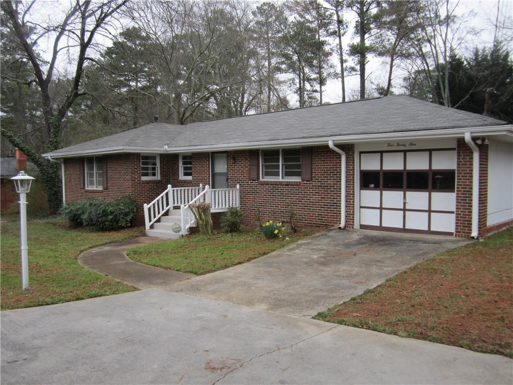 429 N Hairston Rd., Stone Mountain, GA 30083