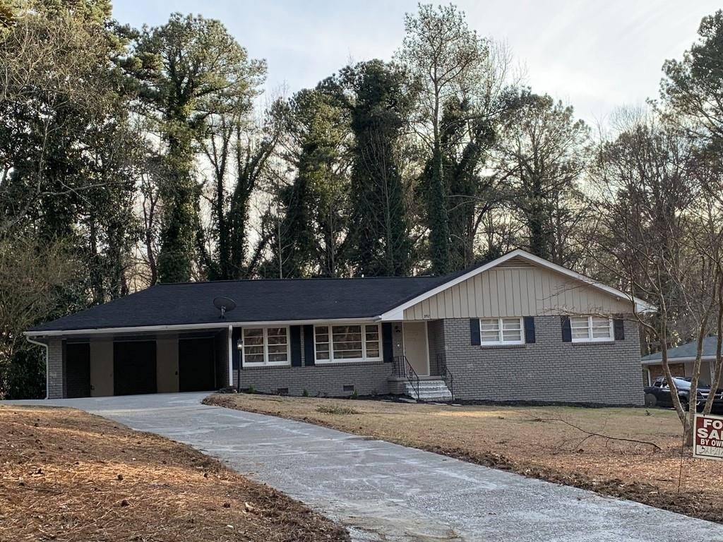 2952 Arrowood Dr., East Point, GA 30344