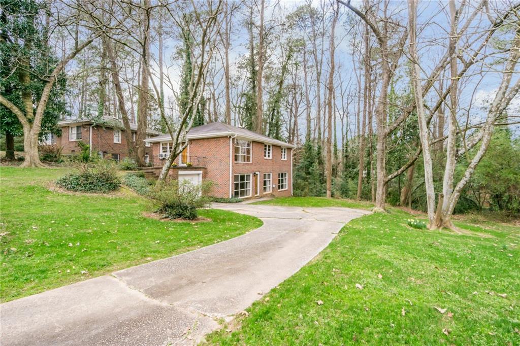 1308 Merry Ln., Atlanta, GA 30329