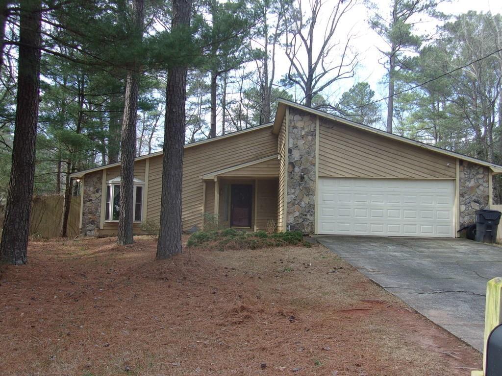 948 Indian Way, Lilburn, GA 30047