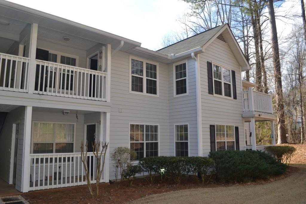 521 Streamside Dr., Roswell, GA 30076