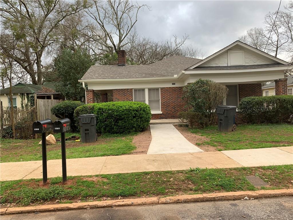 1670 Neely Ave., East Point, GA 30344