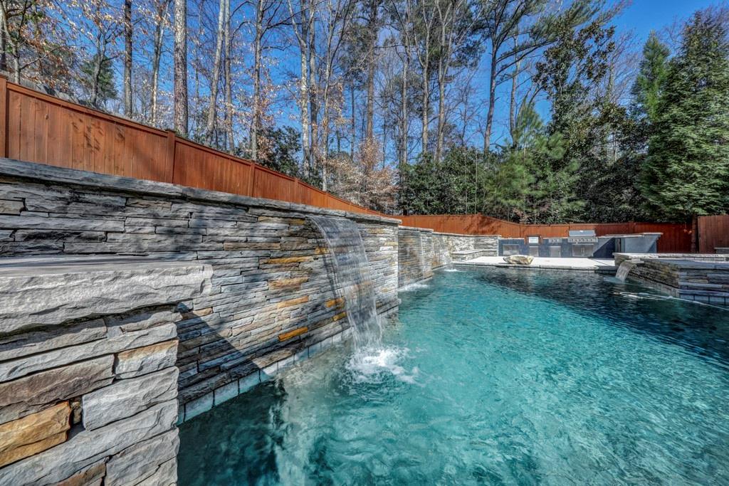 294 Land O Lakes Ct., Atlanta, GA 30342