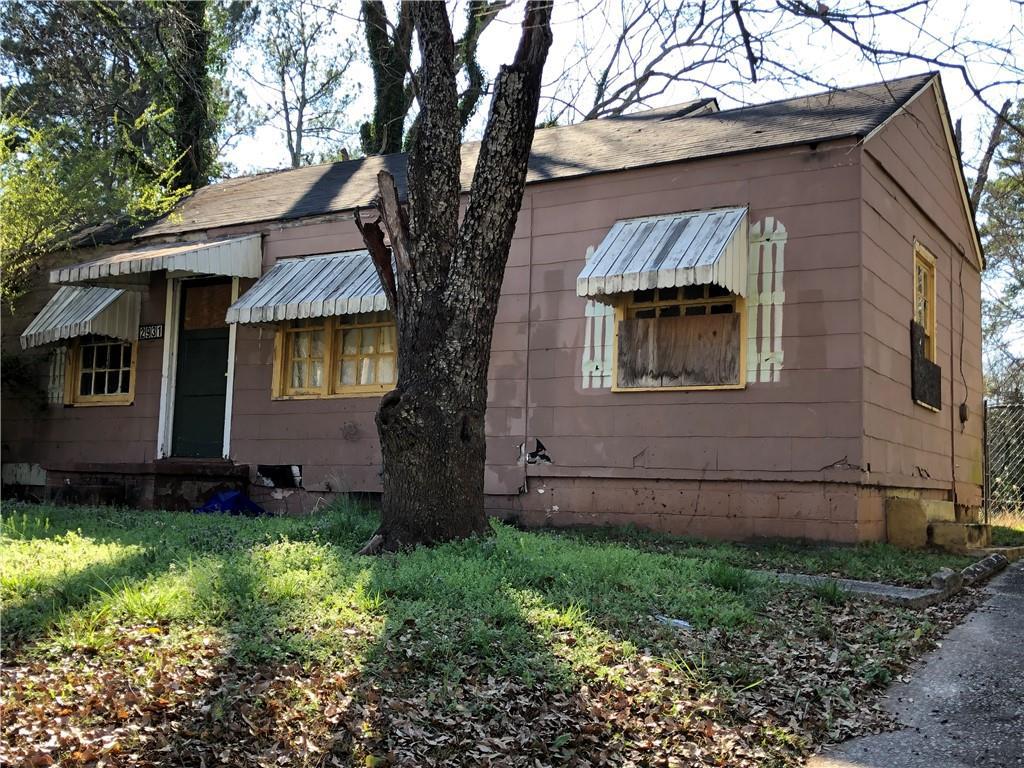 2931 Blount St., East Point, GA 30344