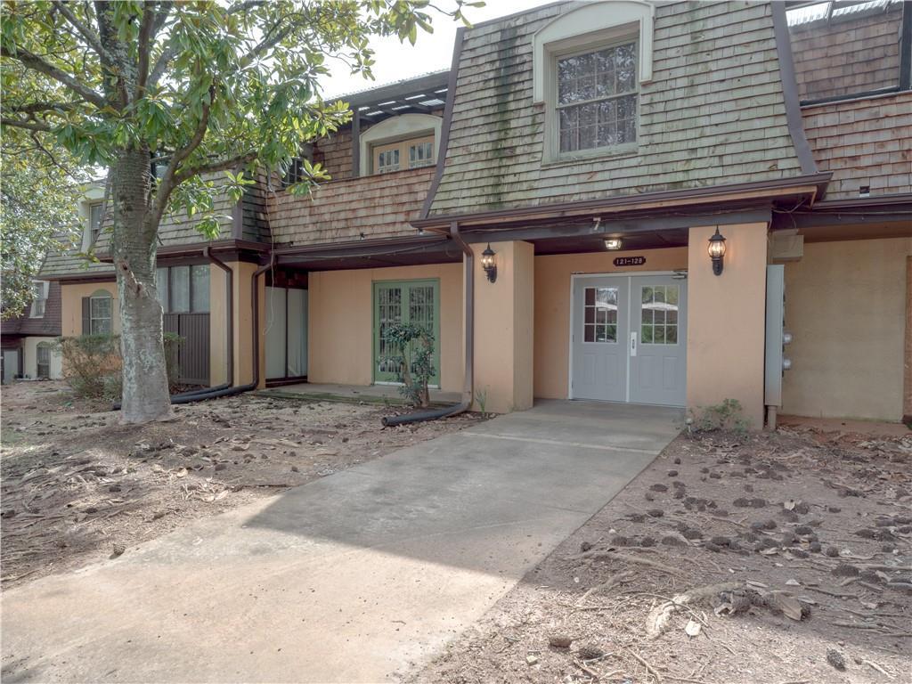 122 Rue Fontaine, Lithonia, GA 30038