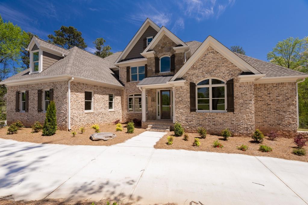 5859 Shadburn Ferry Rd., Buford, GA 30518