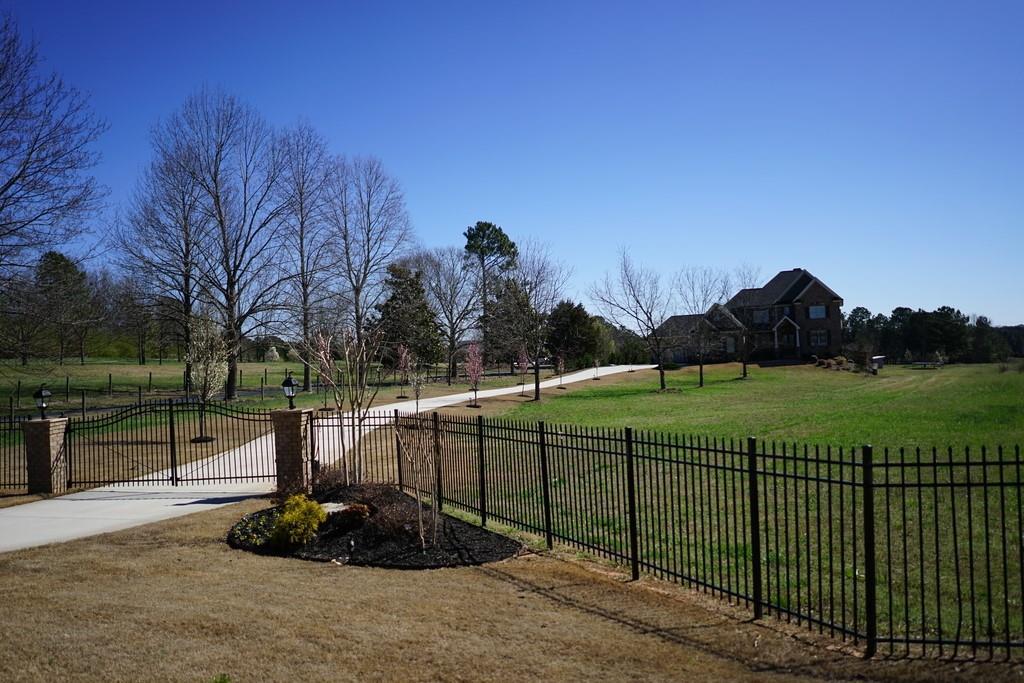 1560 Ace Mcmillian Rd., Dacula, GA 30019