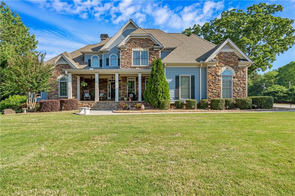 6422 Winter Harbor Dr., Flowery Branch, GA 30542