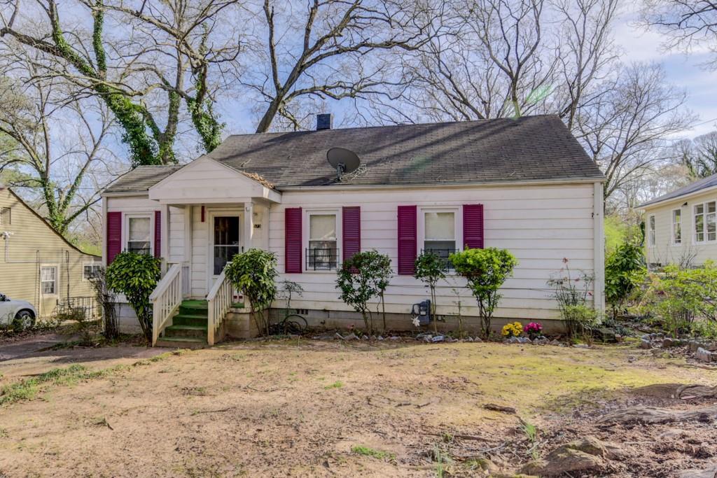 2573 Eastwood Dr., Decatur, GA 30032