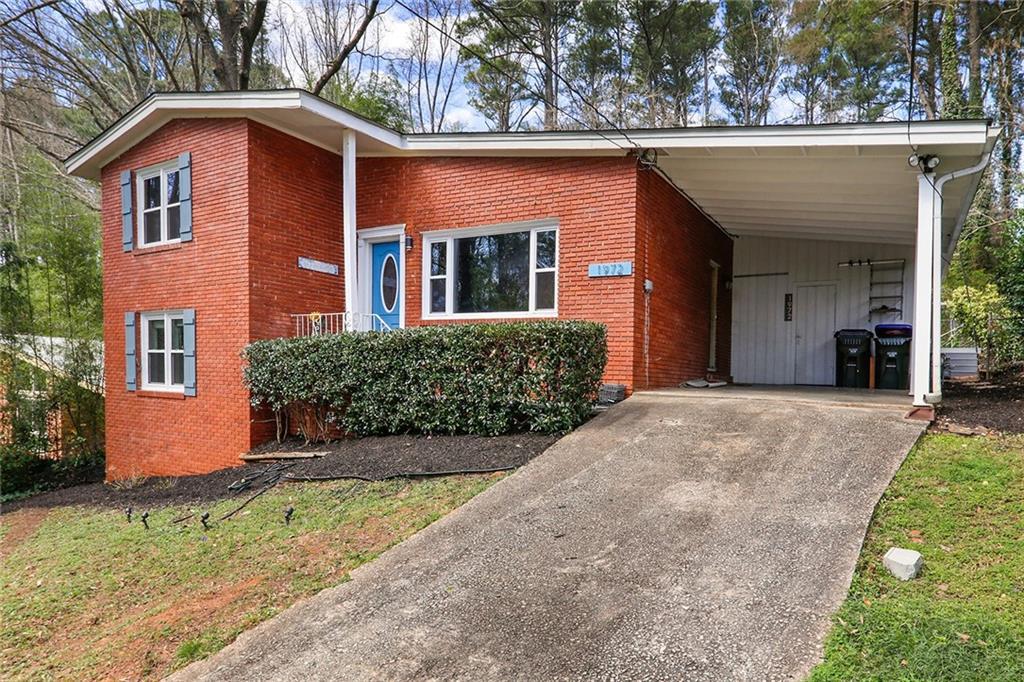 1972 Mcjenkin Dr., Atlanta, GA 30345