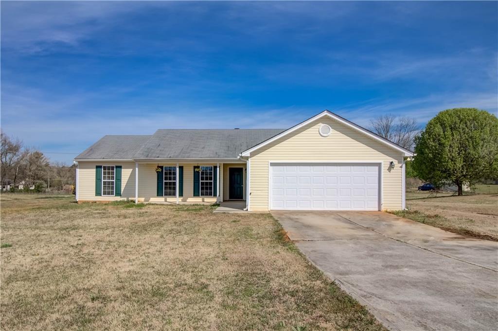 1632 Phillipsburg Dr., Winder, GA 30680