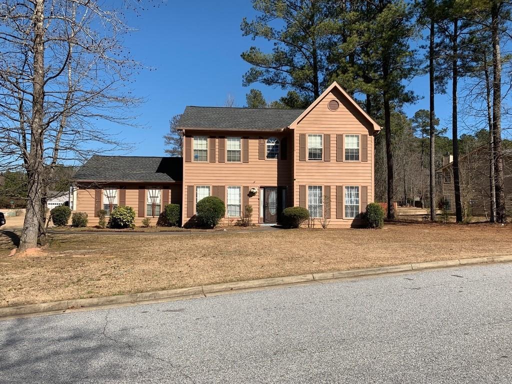 2040 Enon Mill Dr., Atlanta, GA 30331