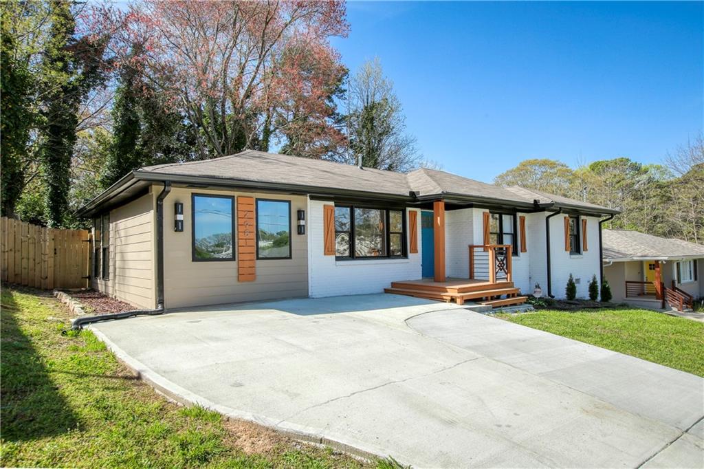 2981 Belvedere Ln., Decatur, GA 30032