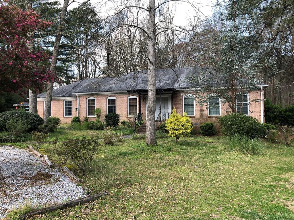 1611 Eldonlas Ct., Stone Mountain, GA 30087