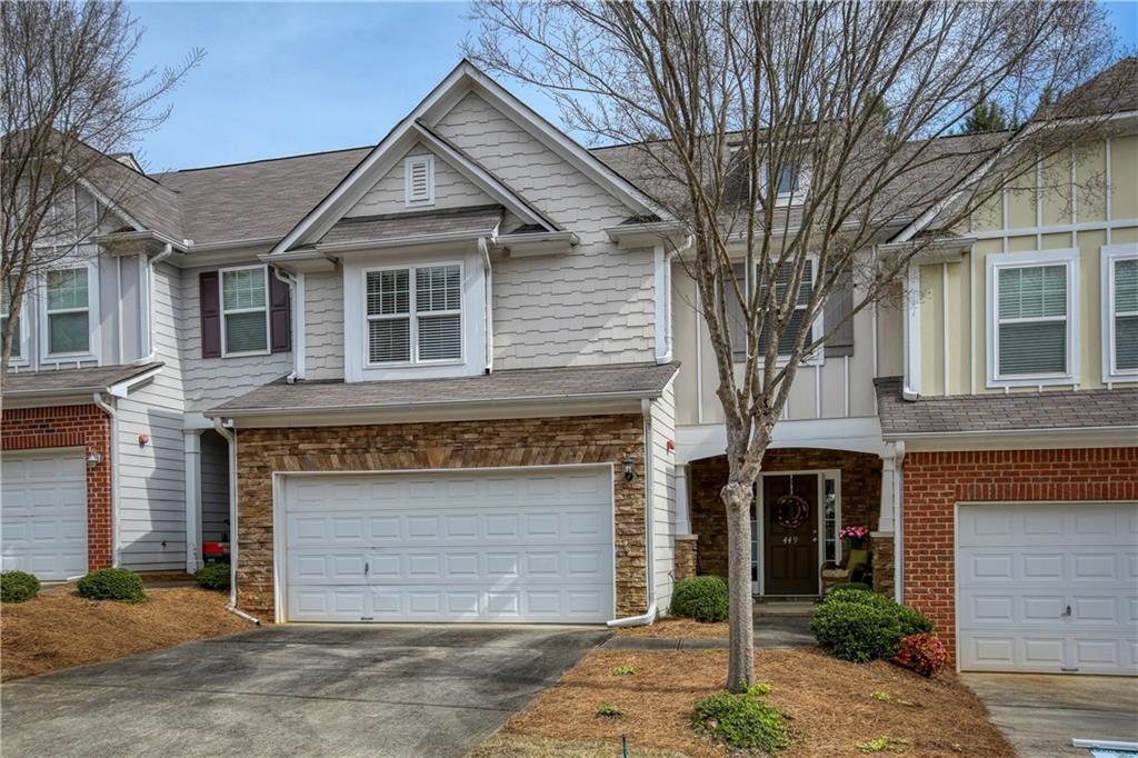 449 Mountain View Ln., Woodstock, GA 30188