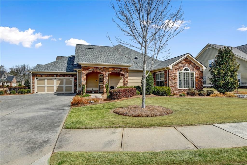321 Shade Tree Cir., Woodstock, GA 30188